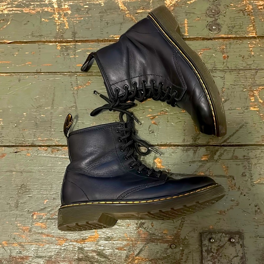Dr Doc Martens Junior 1460 J Combat Boot Sz 3 Kids Youth Black Leather